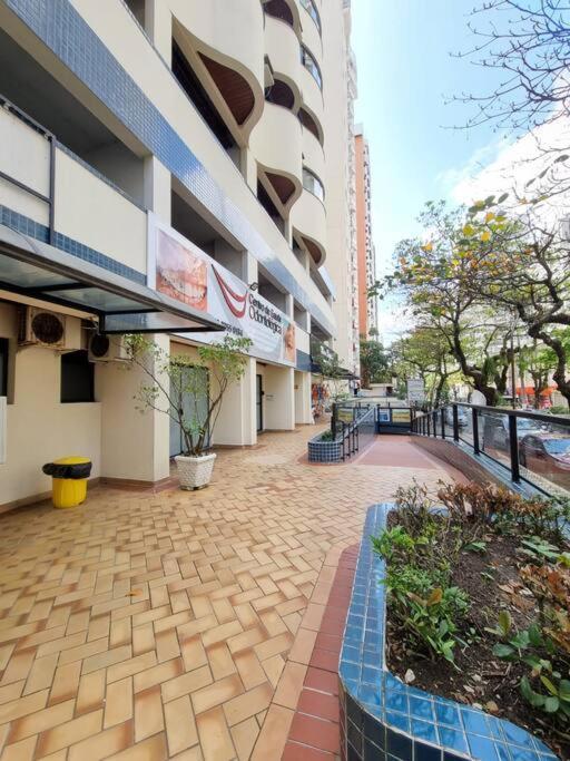 02 Dorms C/Suite, 100M Da Praia De Pitangueiras Guaruja Ngoại thất bức ảnh