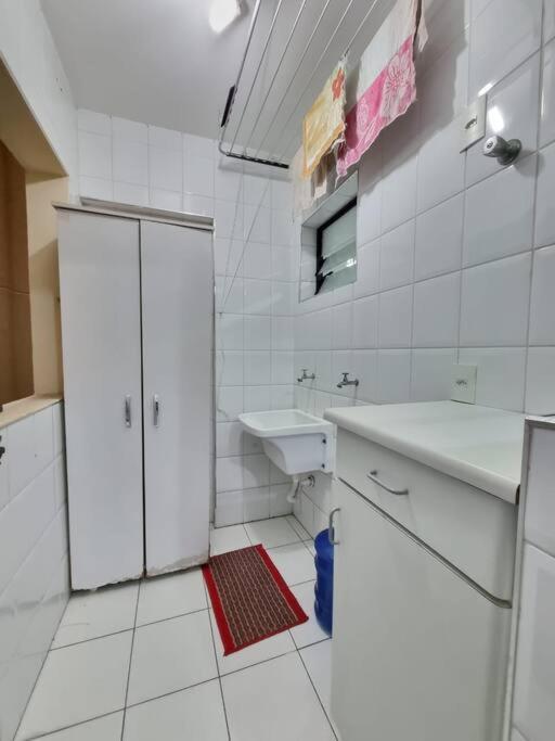 02 Dorms C/Suite, 100M Da Praia De Pitangueiras Guaruja Ngoại thất bức ảnh